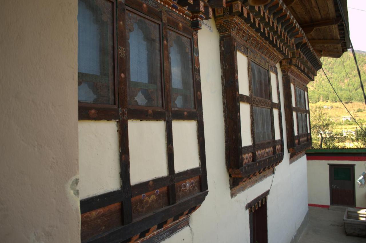 Ama'S Village Lodge Паро Экстерьер фото