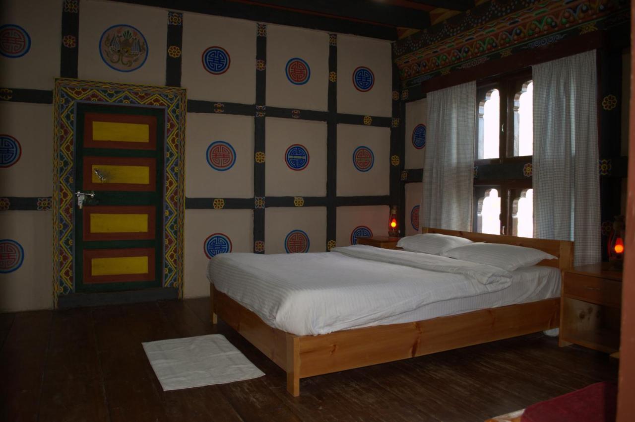 Ama'S Village Lodge Паро Экстерьер фото