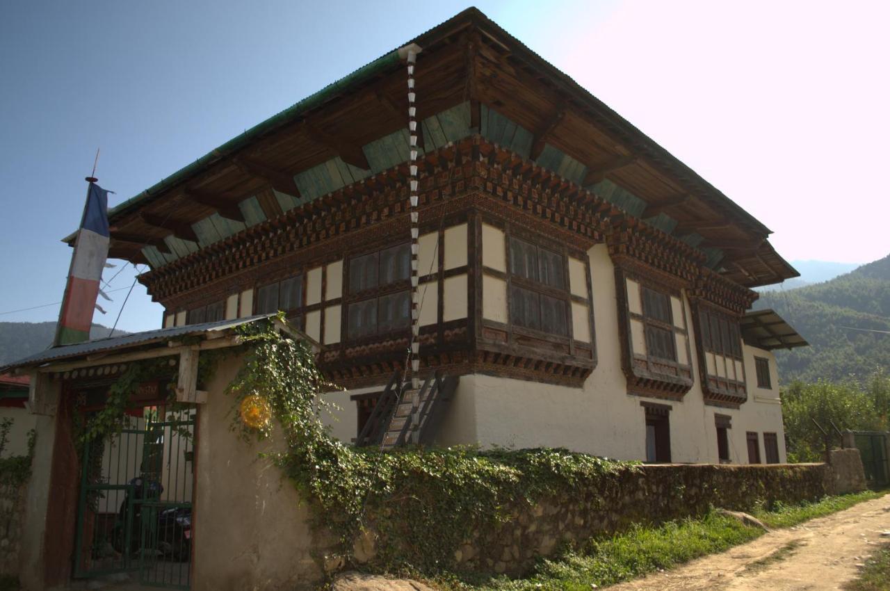 Ama'S Village Lodge Паро Экстерьер фото